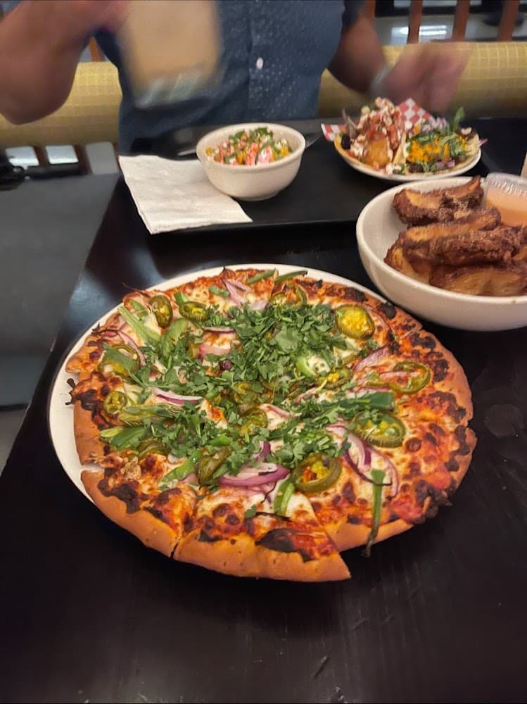 Google street view image of Tandoori Pizza & Wing Co