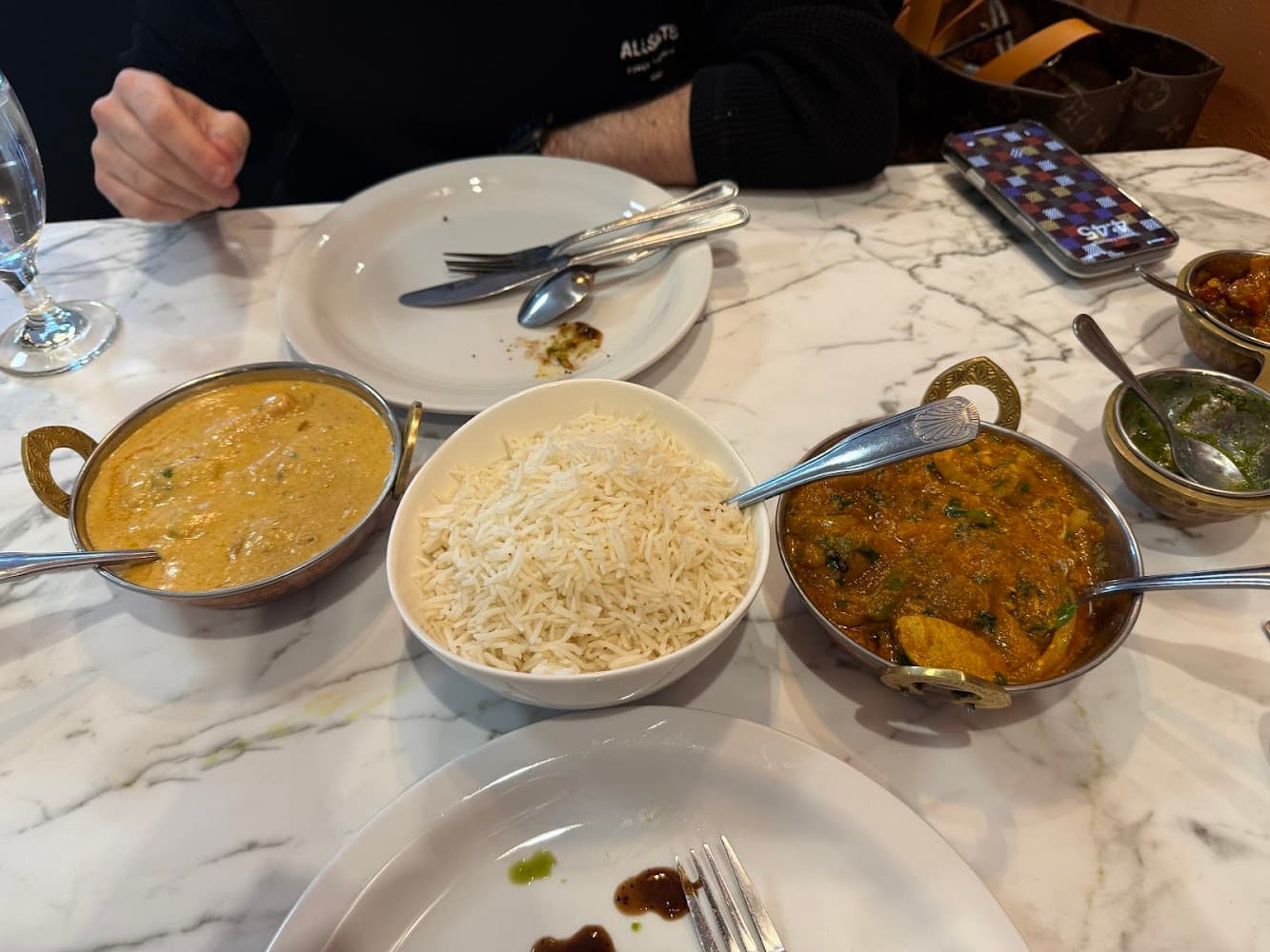 Google street view image of Taj Mahal Indian Cuisine