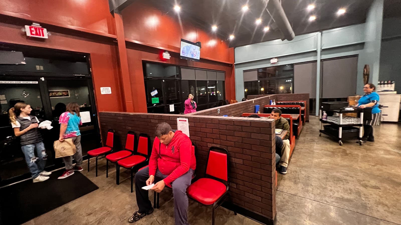 Google street view image of Chola cafe